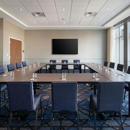Courtyard By Marriott Fresno Clovis Hotel Ngoại thất bức ảnh